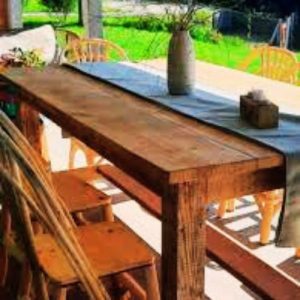 Juego de comedor rústico